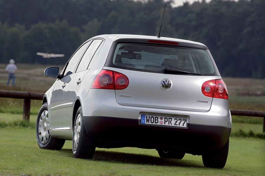  Volkswagen Golf BlueMotion 2007 года  (фото 16 из 21)